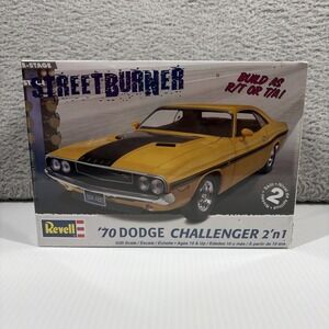 Revell 70 Dodge Challenger Street Burner Car Model Kit 2008 NEW SEALED